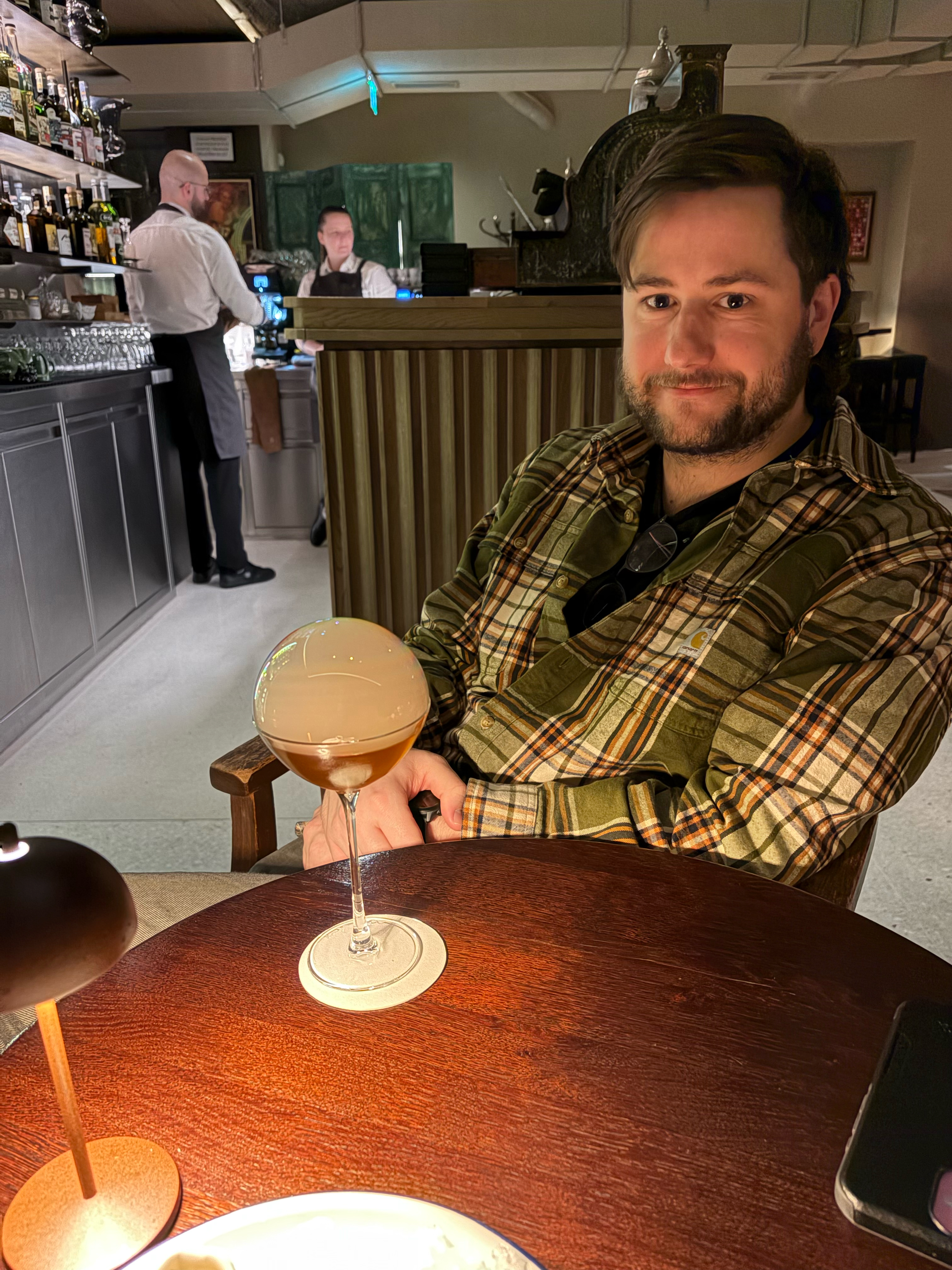 Cabo Blanco - mezcal, vermouth, Cointreau, leche de Tigre, chili