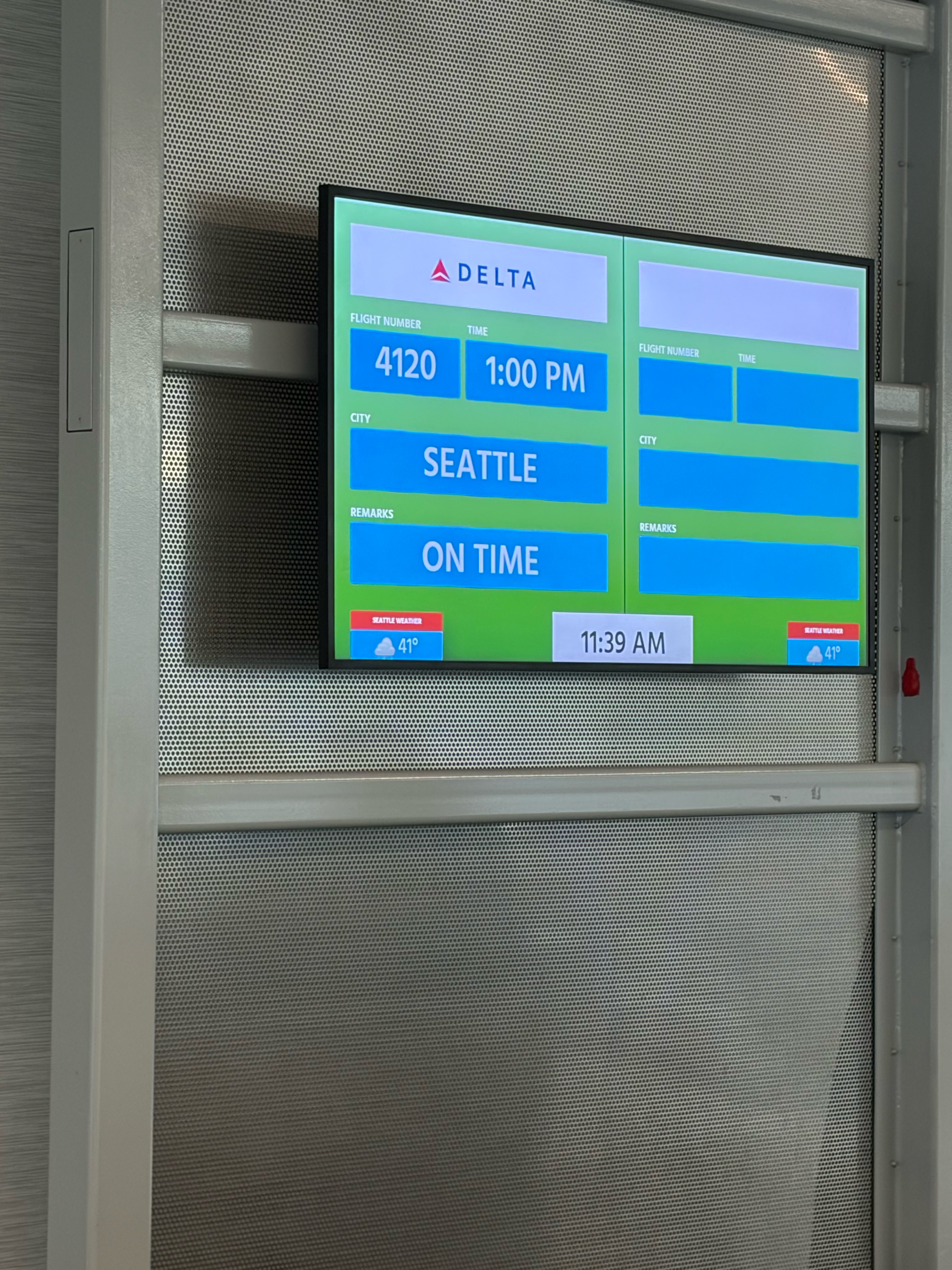 First flight of the day - Pasco to Seattle