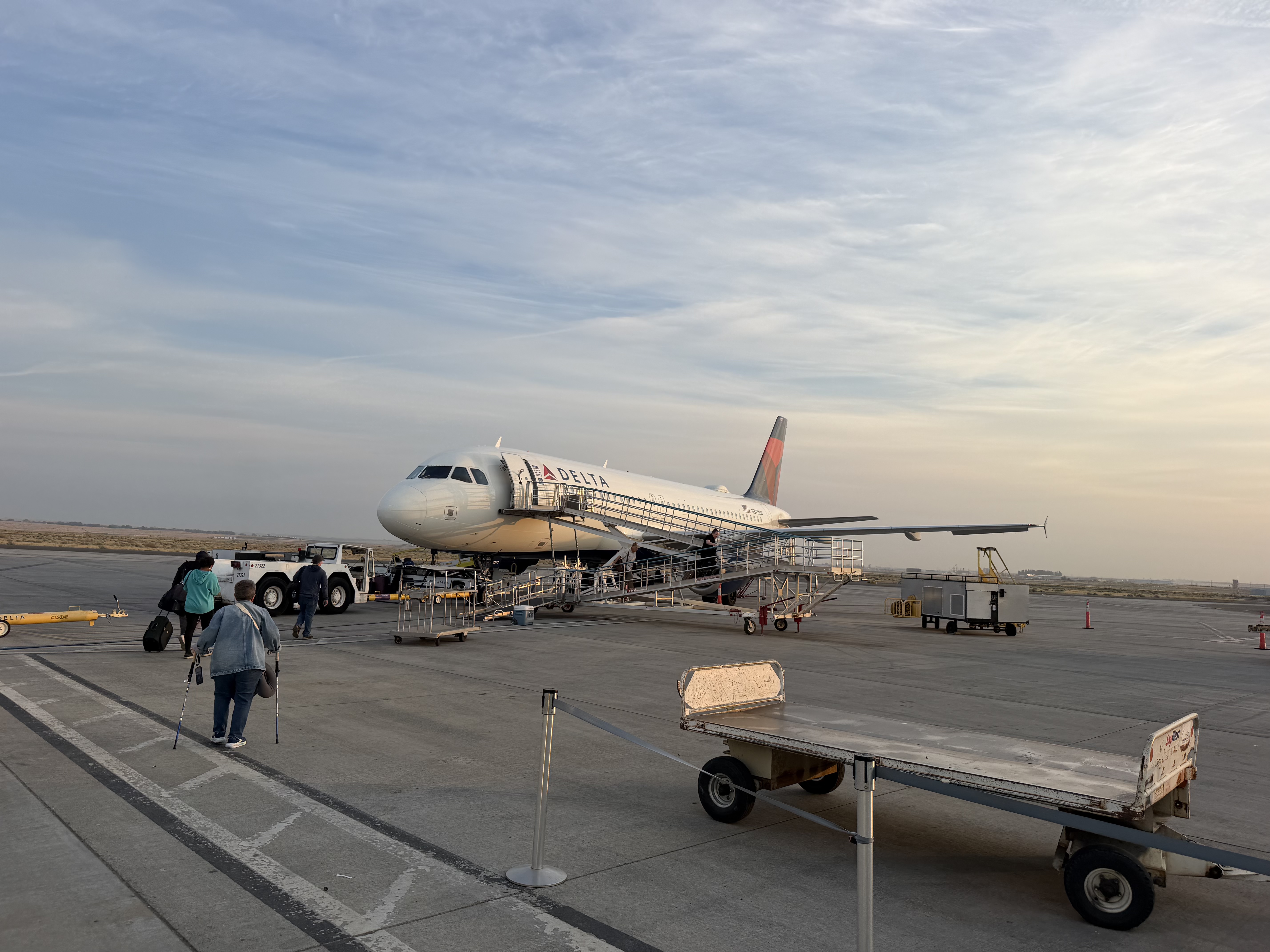 Our first early morning flight out of Pasco - headed to MSP.