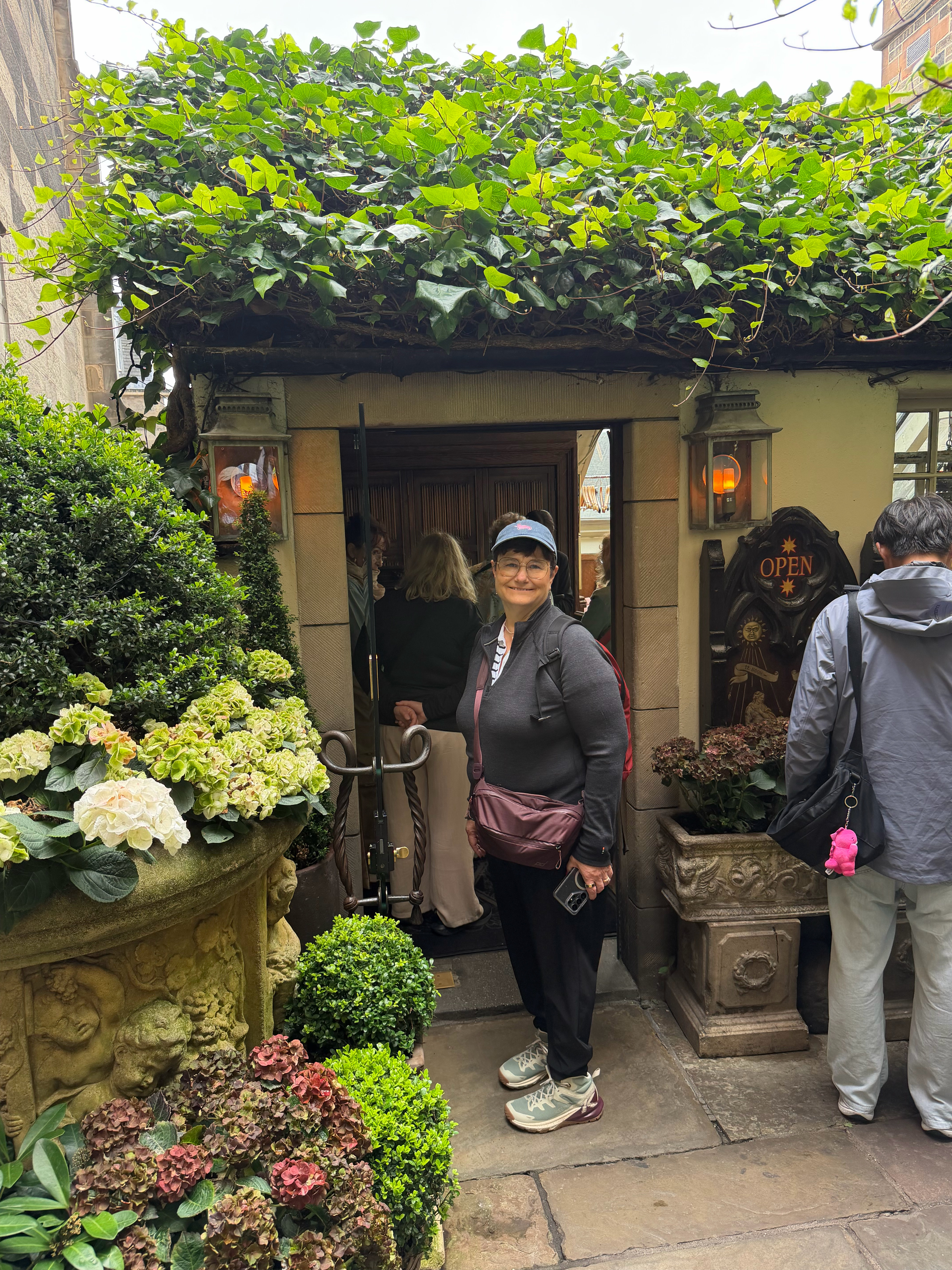 The Witchery had a fun garden theme - both in the entrance and when we ate