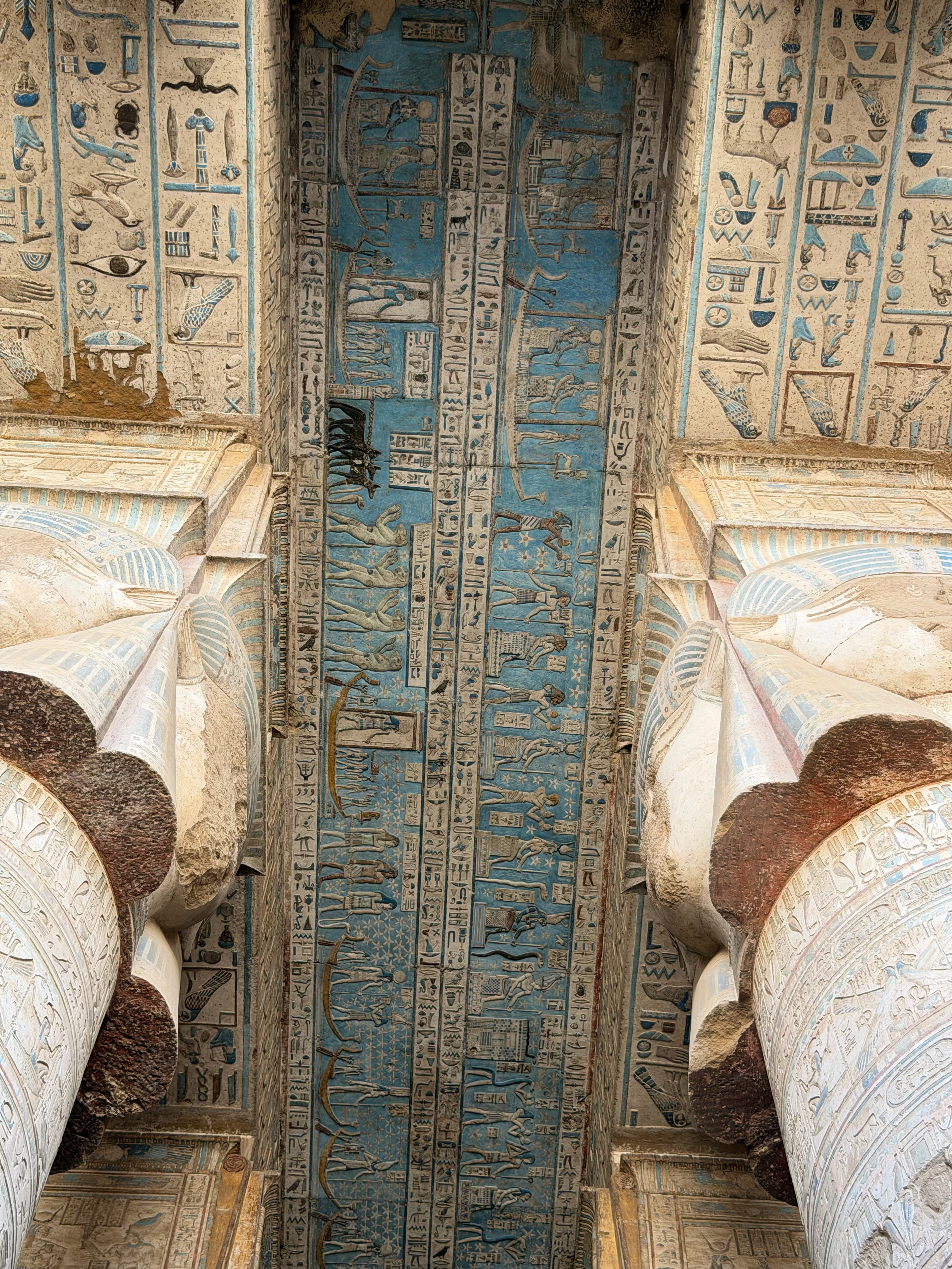 The original turquoise colors are vibrant - and original to when the temple was built.