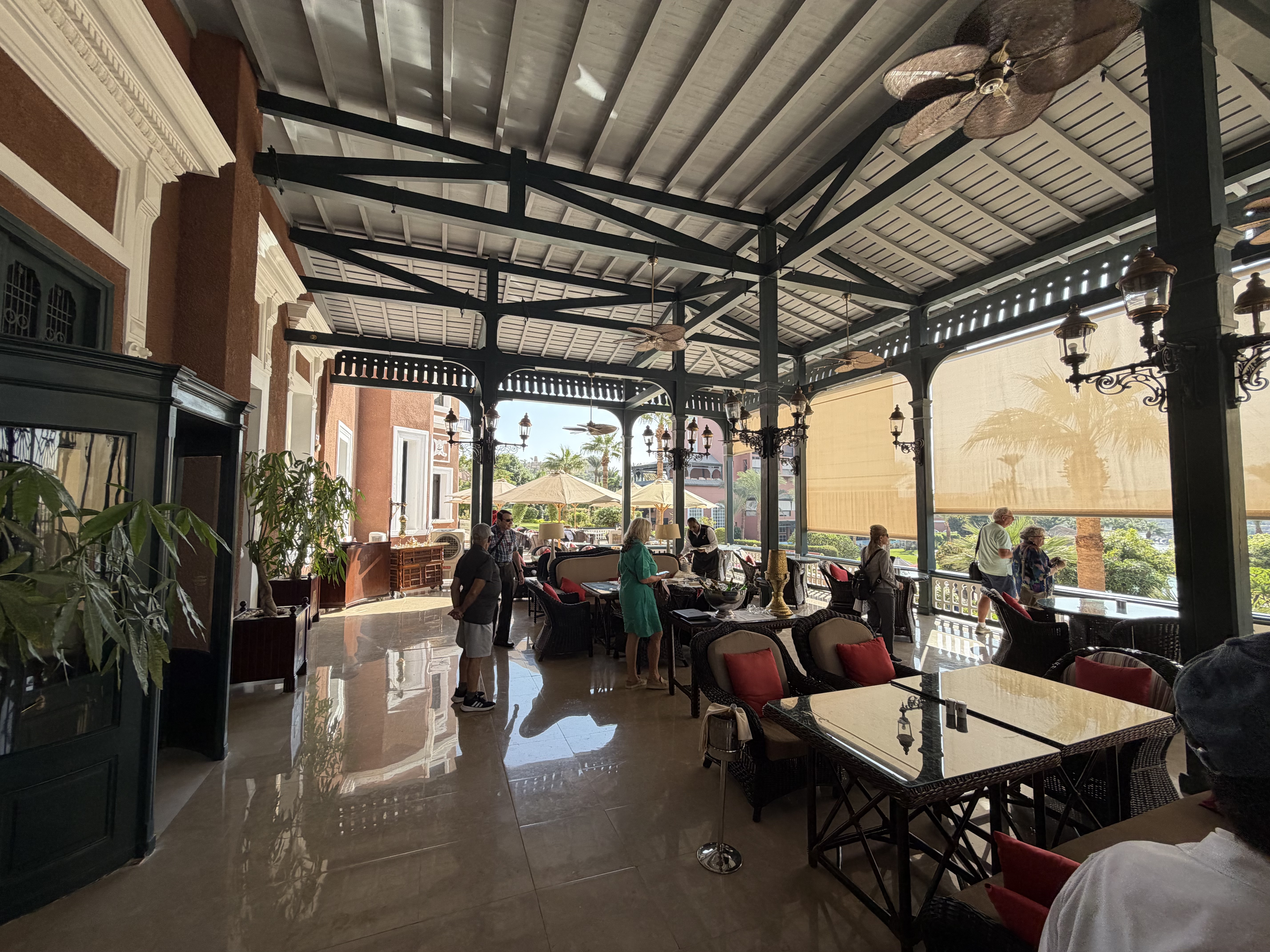 A covered outdoor eating area at the Cataract Hotel 