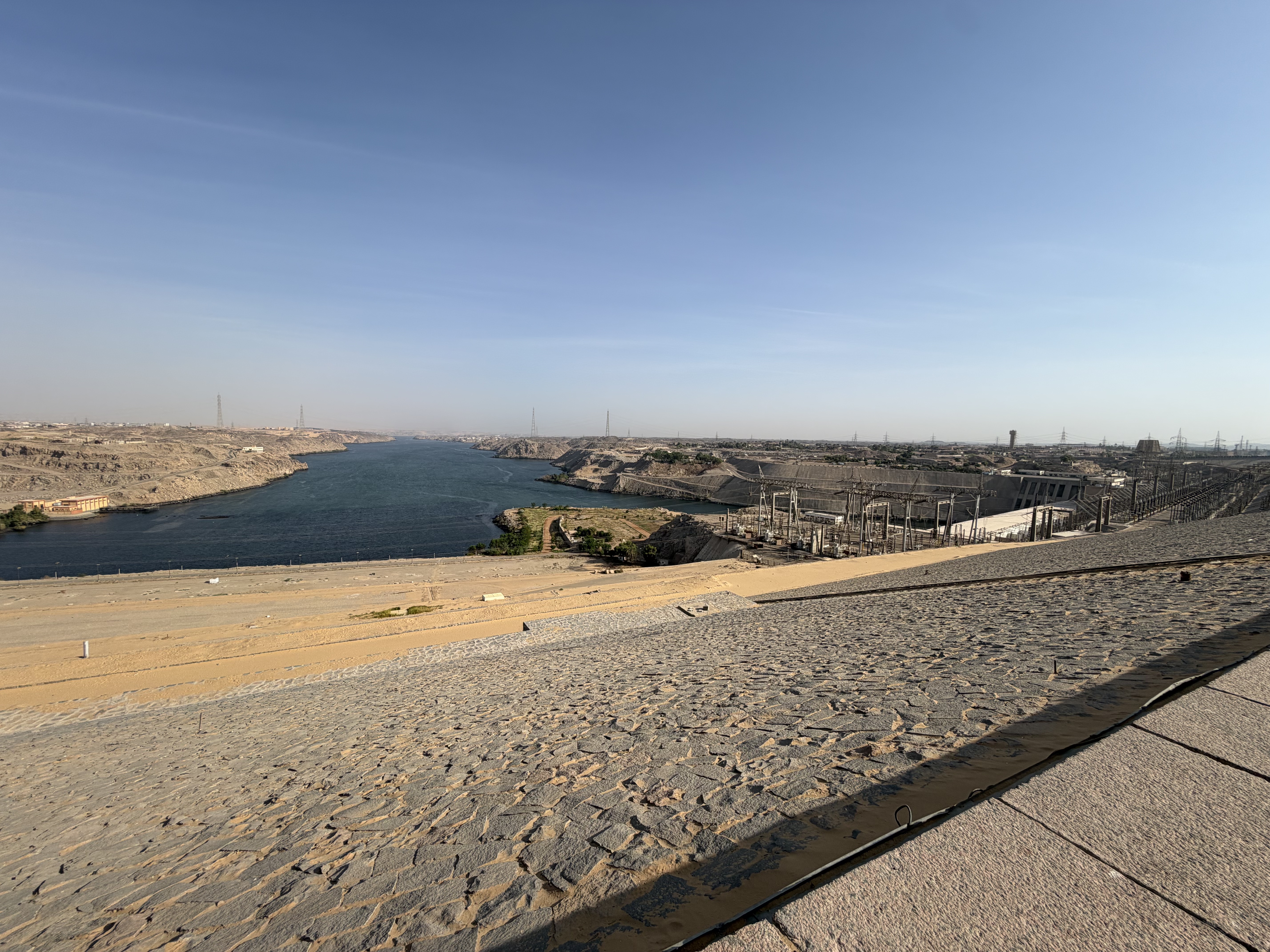 Our sweeping views on top of the high dam. 